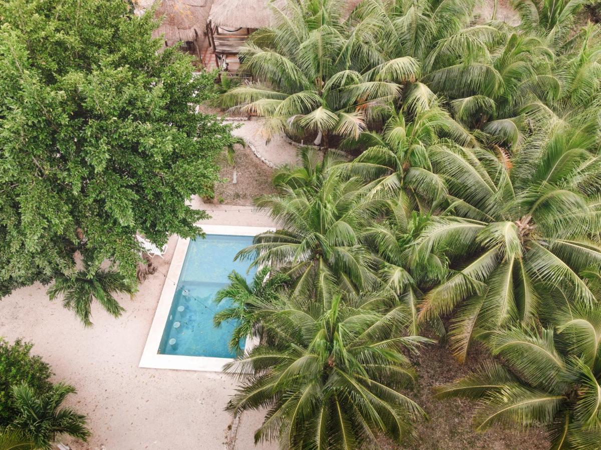 Royal Palm Bacalar Cabanas & Lagoon Club Exterior photo
