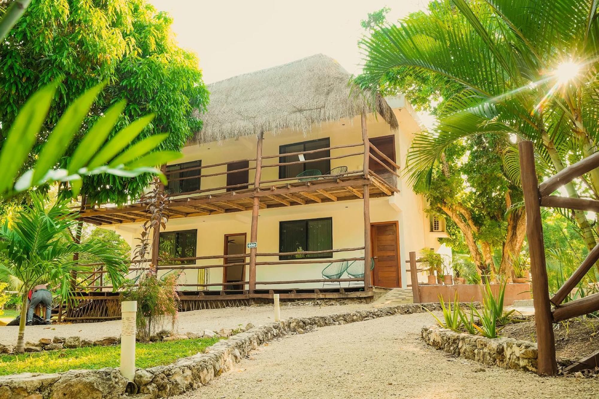 Royal Palm Bacalar Cabanas & Lagoon Club Exterior photo